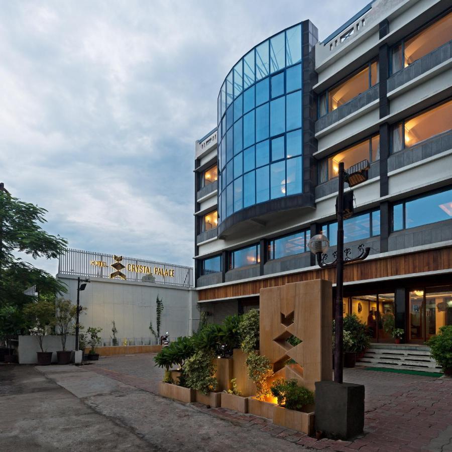 Hotel Crystal Palace Meerut Exteriör bild