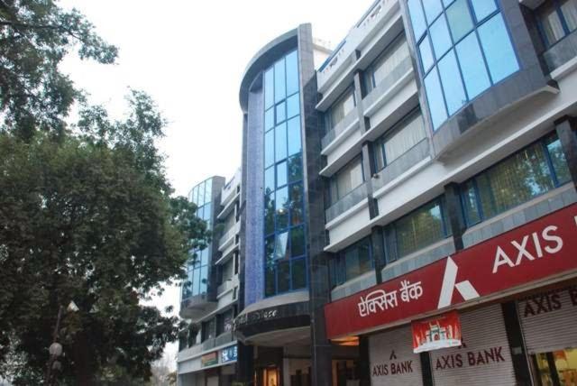 Hotel Crystal Palace Meerut Exteriör bild